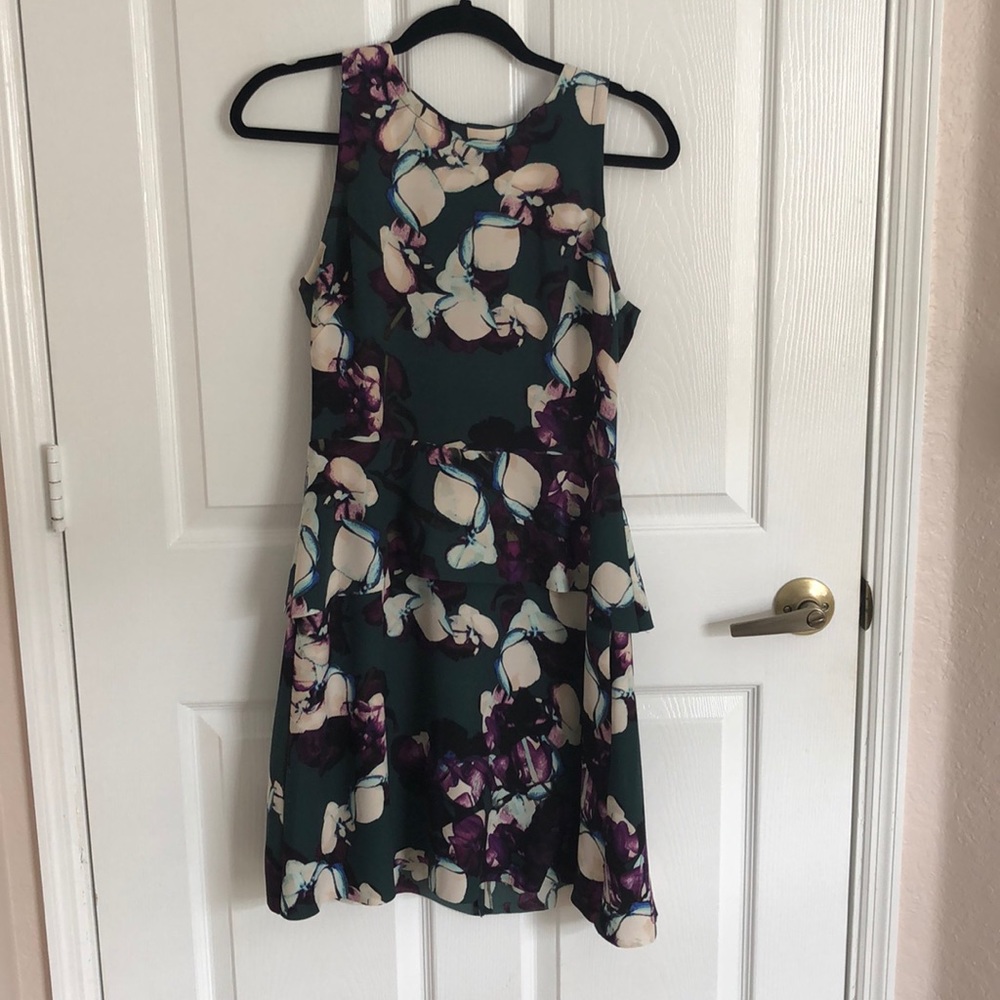 Banana Republic Dress with Pockets - Fitted Top